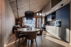 Køkken eller tekøkken på Kikut Alpin Lodge 1302