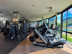 Γυμναστήριο ή/και όργανα γυμναστικής στο Kamala City Gate 1 Bdr Pool View