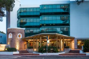 Φωτογραφία από το άλμπουμ του Suite Hotel S'Argamassa Palace σε Santa Eularia des Riu +27 φωτογραφίες