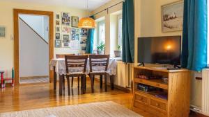 Et tv og/eller underholdning på Ferienhaus Heimathafen