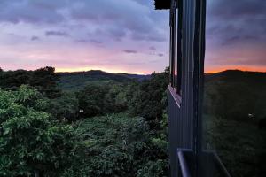 Φωτογραφία από το άλμπουμ του Calma Loft Monteverde Rainforest - Epic Views - Santa Elena σε Cebadilla