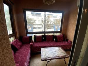 Χώρος καθιστικού στο appartement a louer el mansouria