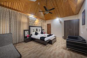 Fotografie z fotogalerie ubytování 2 Bhk l Kasauli l Kasauli Home l Serviced Apartments I By Western Heights v destinaci Kasauli