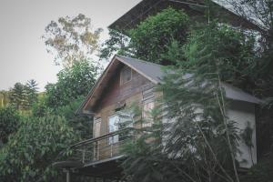 Budova, kde se chata nachází