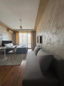 Χώρος καθιστικού στο MitProt Panorama Bay 2 Luks Studio 159 +12 φωτογραφίες