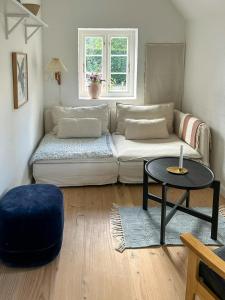 Posezení v ubytování Idyllic House By Mossø