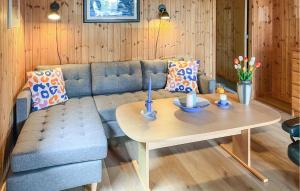 Χώρος καθιστικού στο Awesome Home In Jerup With Wifi
