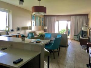 Afbeelding uit fotogalerij van Dawn Beach JW Marriott in Oyster Pond