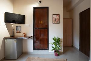 TV a/nebo společenská místnost v ubytování Braganza Bayt