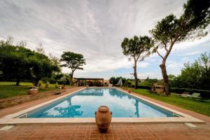 Πισίνα στο ή κοντά στο Podere Fonte Luxury Country House