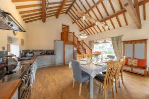 Kuchyň nebo kuchyňský kout v ubytování Trehafod