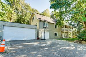 Το κτήριο όπου στεγάζεται  το διαμέρισμα