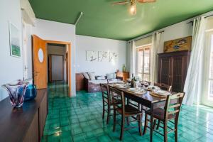 Χώρος καθιστικού στο Casa Palota