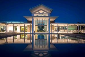 Bazén v ubytování Taumeasina Island Resort nebo v jeho okolí