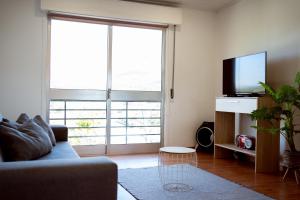 TV/trung tâm giải trí tại Casa da Estação, vista rio Tâmega e Senhora da Graça