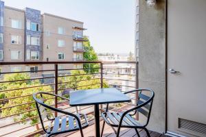 Castro CityにあるBlueground Mountain View pool nr Shoreline Park SFO-1928のギャラリーの写真