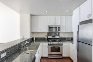 Φωτογραφία από το άλμπουμ του Blueground Rivermark pool nr Central Park SFO-1773 σε Agnew +24 φωτογραφίες