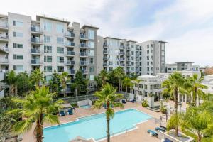 Φωτογραφία από το άλμπουμ του Blueground Rivermark pool nr Central Park SFO-1773 σε Agnew