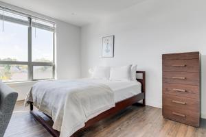 Gallery image of Blueground Newtonville rooftop nr park BOS-1232 in Newton +33 photos