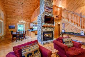 Χώρος καθιστικού στο Bella Woods Cabin