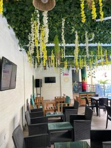 Μια τηλεόραση ή/και κέντρο ψυχαγωγίας στο IVORY EXCLUSIVE HOTEL AND SUITEs