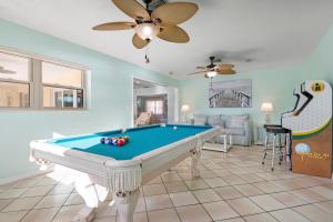 Τραπέζι μπιλιάρδου στο Lake O' Woods! Gated private pool home!