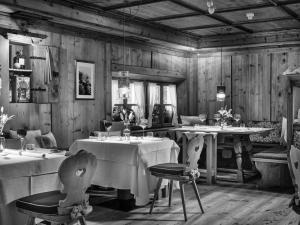 Restoran või mõni muu söögikoht majutusasutuses Bio Hotel Hermitage