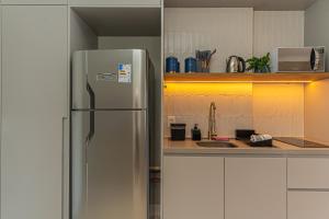 Dapur atau dapur kecil di Sunset Rooftop Studio - Brooklin Deslumbrante