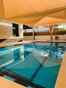 Bassein majutusasutuses فيلا 53 في قريه جرين بيتش حمام سباحه خاص و اربع غرف تشطيب لوكس فرش مودرن või selle lähedal