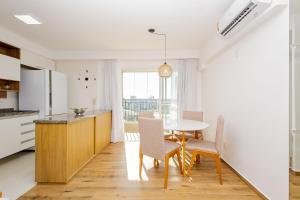 Køkken eller tekøkken på Apartamento Com Vaga e 2 Quartos - HUB2102A