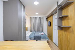 Φωτογραφία από το άλμπουμ του Studio Completo em condomínio com piscina -IBI1204 στην Κουριτίμπα