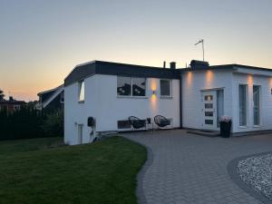 Το κτήριο όπου στεγάζεται  η βίλα