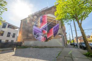 Το κτήριο όπου στεγάζεται  το διαμέρισμα