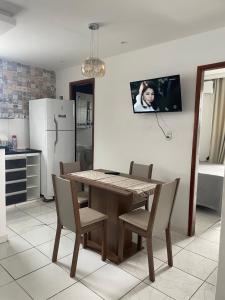 Kuchyň nebo kuchyňský kout v ubytování Residencial dos Reis