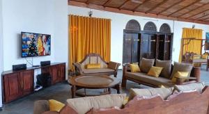 TV/trung tâm giải trí tại Noorè Diani +4 ảnh