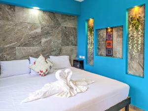 Ένα ή περισσότερα κρεβάτια σε δωμάτιο στο Amorous Escape I 500m Award-Winning Beach I Memory Foam King Bed I AC Kitchen WiFi 7B +47 φωτογραφίες