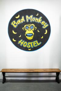 Certifikát, hodnocení, plakát nebo jiný dokument vystavený v ubytování Bad Monkey Samui Hostel