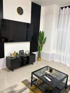 Gallery image of Oasis at the Towers Classy 1 bdroom in Kingston