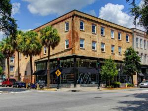 Budova, kde se prázdninový dům nachází