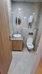 Et badeværelse på Urban Nest Studio