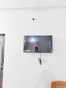 Et tv og/eller underholdning på Hotel Amardeep Residency