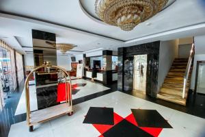 Nhà bếp/bếp nhỏ tại Lucky Star Hotel Near Harbour Bay Batam