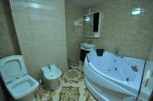 Ванная комната в Hotel Iberia