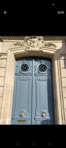 Kép CENTRE PARIS Maubert Notre Dame Beau Studio calme lumineux salle de bains ascenseur climatisation szállásáról Párizsban a galériában Még 5 kép