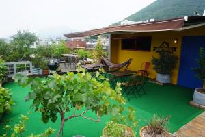 Gallery image of Grim Garden Guesthouse in Yeosu