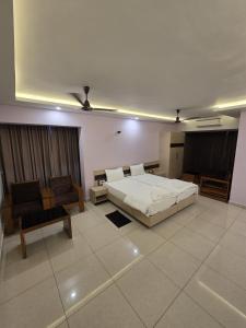 Φωτογραφία από το άλμπουμ του Krishnavasyam lodging σε Uppinangadi