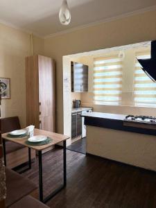 Dapur atau dapur kecil di Arte Apartment +3 gambar