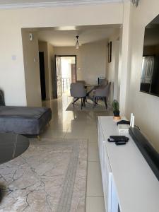 Μια τηλεόραση ή/και κέντρο ψυχαγωγίας στο Le rose