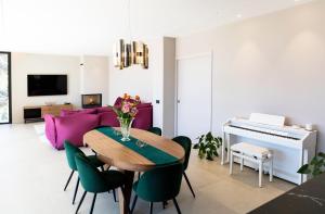 Billede fra billedgalleriet på VILLAS COSETTTE Villa VICENC i Platja  d'Aro + 45 billeder