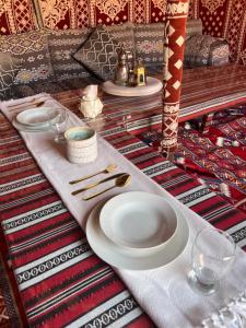 Jídlo v luxury tent nebo okolí